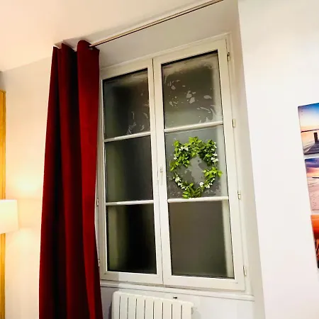 Dream Dwell Paris-chic Flat In The Heart Of Marais Near Pompidou Centre