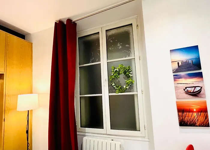 Chic Flat In The Heart Of Marais Near Pompidou Centre